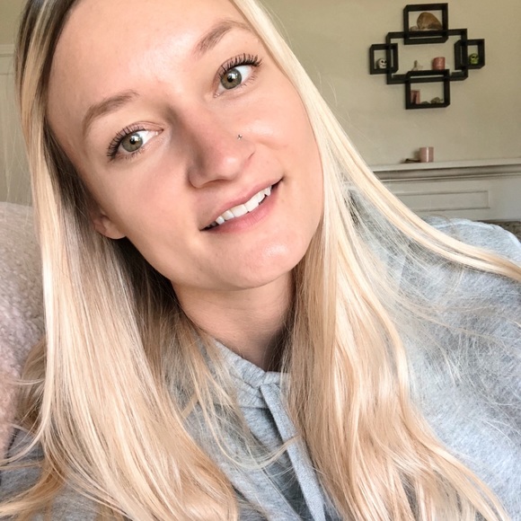 Meet your Posher, Hanna - Picture 1 of 1